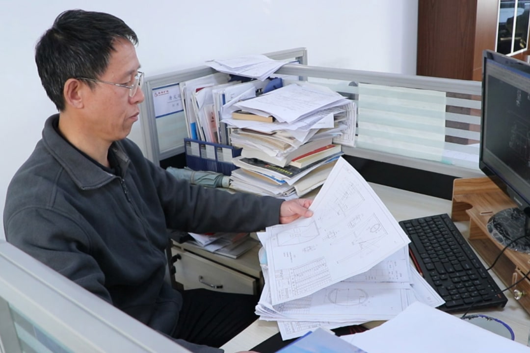 ��V����־�����x͢�����ڂ����Є�(chu��ng)�£��ڻ����г��L(zh��ng)